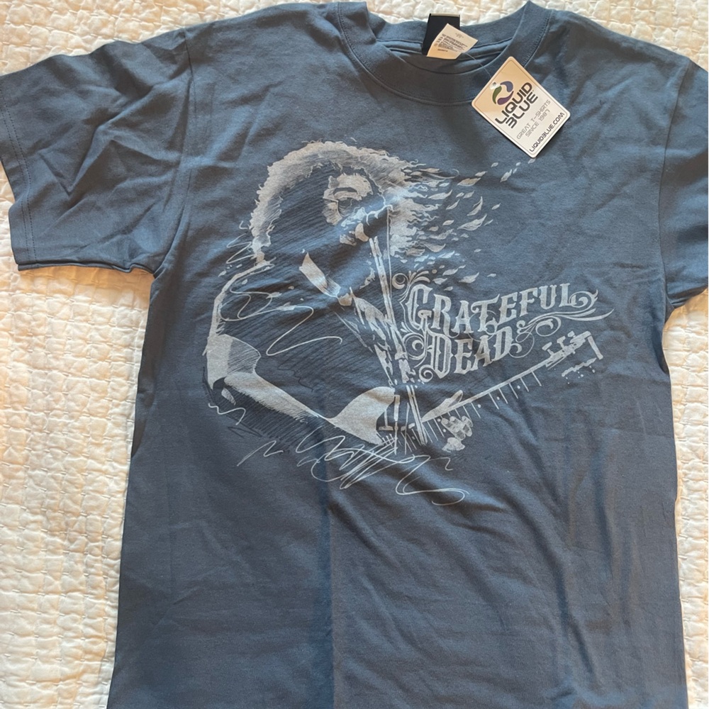 Liquid Blue Grateful Dead “Blown Away” size medium